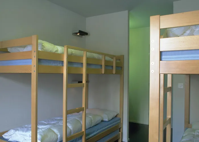 אכסניה Youth *