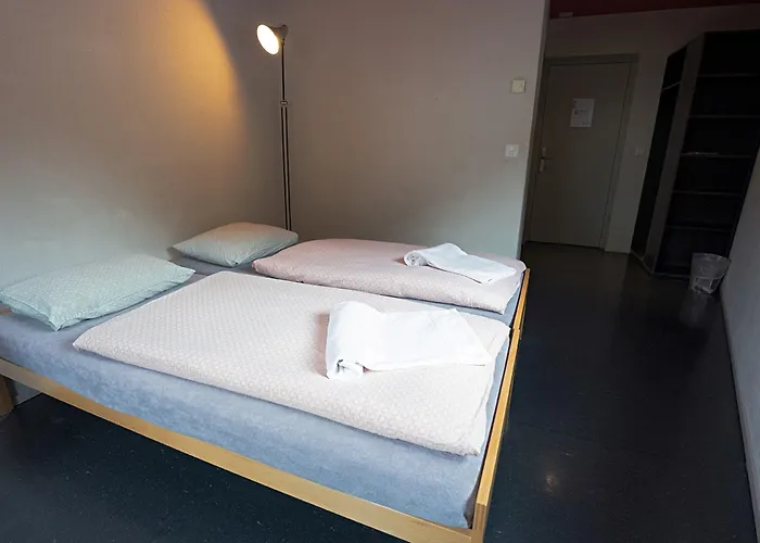 采尔马特青年旅舍 旅馆