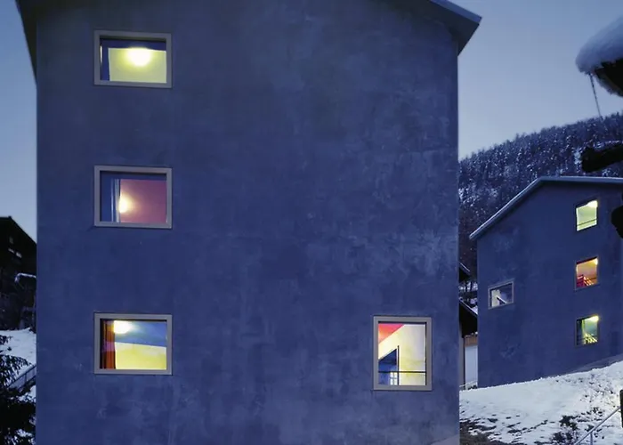 采尔马特青年旅舍 *